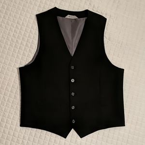 Hagger H26 Black Vest